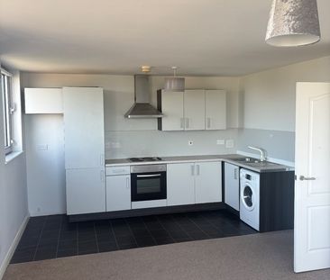 2 Bed Flat, Lace St, L3 - Photo 3