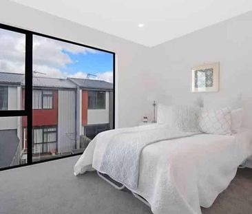 Modern Comfort Meets Everyday Convenience - Photo 3