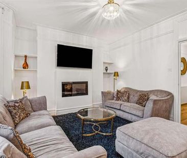 Welbeck Court, Addison Bridge Place, W14 - Photo 3