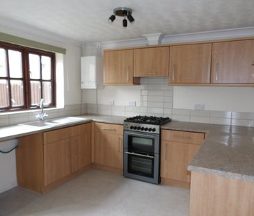 Paddock Lane, Metheringham, LLN4 3YR, Lincoln - Photo 4