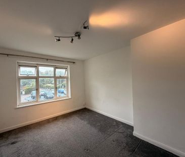 3 bedroom end of terrace house to rent - Photo 4