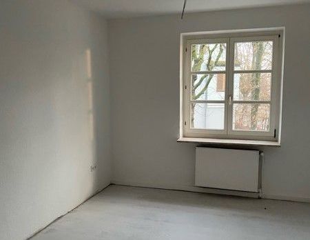 Preisgünstige 2-Zimmer-Wohnung - Foto 1