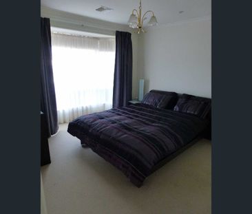 74 Grand Boulevard, Seaford Rise, SA 5169 - Photo 3