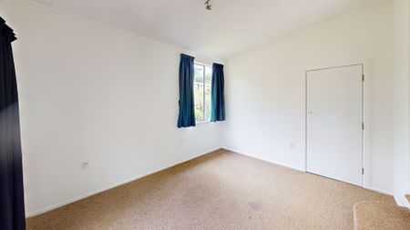 Raumati South - 1 Bedroom - Photo 2