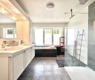 LANDELIJK GELEGEN HALFOPEN WONING - Foto 3