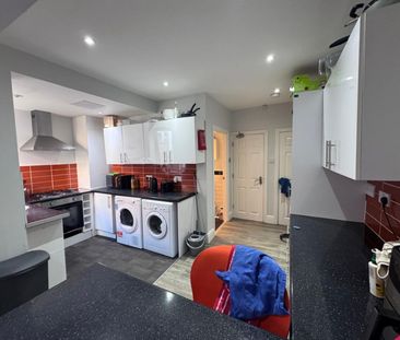 RM 4, Albert Grove, NG7, Nottingham - Photo 4