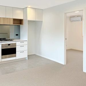 “Great Location! This one wont last long!” - Photo 2