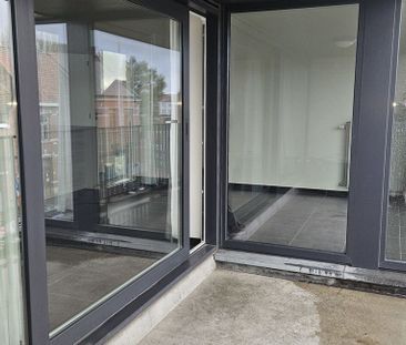 Appartement te huur in Kortrijk voor € 750 met 1 slaapkamer - Photo 5
