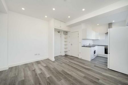 Studio to rent - Photo 3