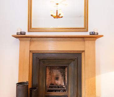 2 Bed Flat, Rosebank Cottages, EH3 - Photo 2