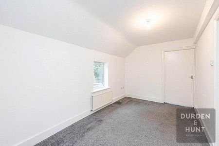 Chigwell Road, Woodford Green - Photo 4