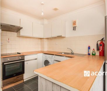 Waghorn Street, London, SE15 - Photo 4