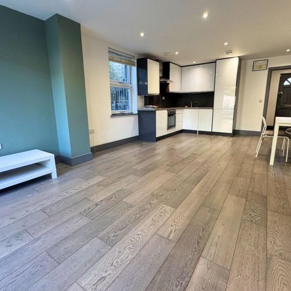 1 bedroom flat to rent - Photo 1
