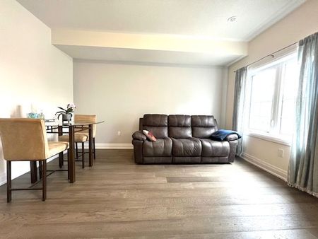 For Lease - 79 Clippers Crescent, Whitchurch-Stouffville, Ontario - Photo 2
