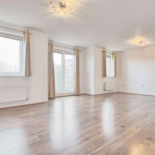 Hampden Gardens, Cambridge, CB1 - Photo 1