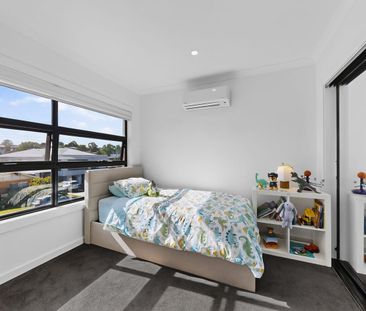 Sophisticated Living in an Exclusive Essendon West Setting - Photo 1