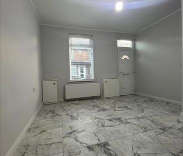 197 Avoniel Road, Belfast, BT5 4SG - Photo 1