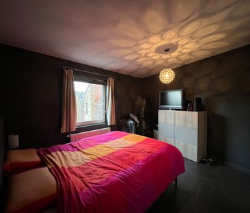 Lichtrijk appartement met 2 slaapkamers en terras – 1ste verdieping... - Photo 5