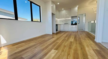 2 Bedrooms + Study - Photo 4