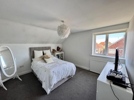 3 bedroom detached house to rent - Photo 5