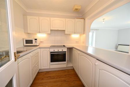 2 bedroom apartment to rent - Photo 5