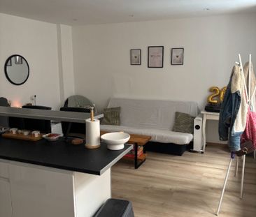 A LOUER – T3 de 46m2, rue de Gand – Vieux Lille ! réf G13-01 - Photo 1