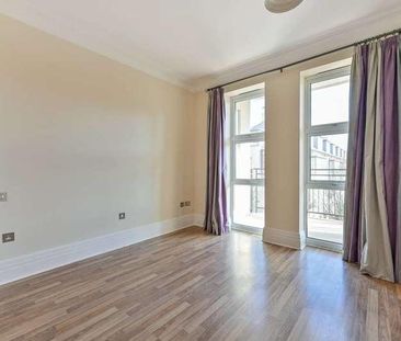 Kew Riverside, Kew, TW9 - Photo 3