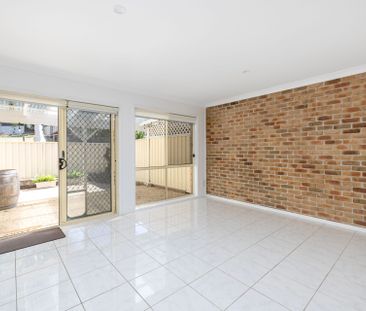 Fresh & Spacious Living Salamander Bay - Photo 1