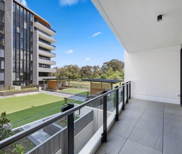 Brand New, Luxury Home in Outstanding Location - Photo 4