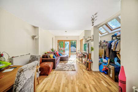 Horn Lane, Acton, London, W3 - Photo 2