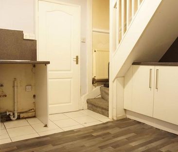 2 bedroom terraced house to rent - Photo 6