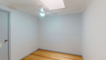 POSITION PERFECT! - Photo 3