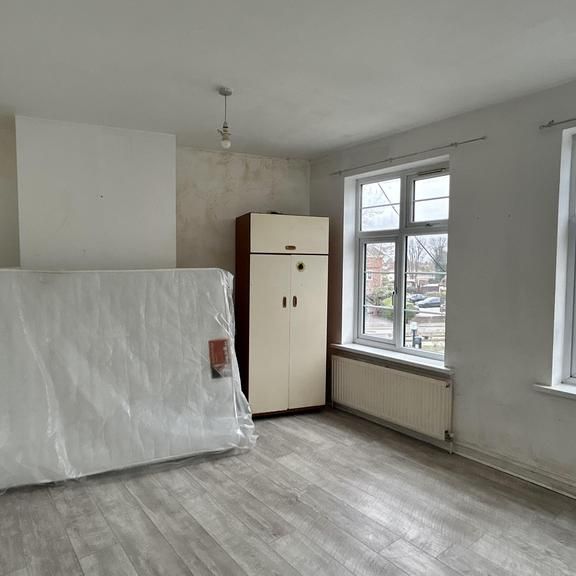 4 bedroom flat to rent - Photo 1