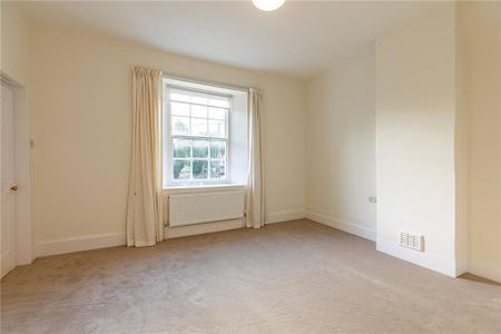 4 bedroom detached house to rent - Photo 5