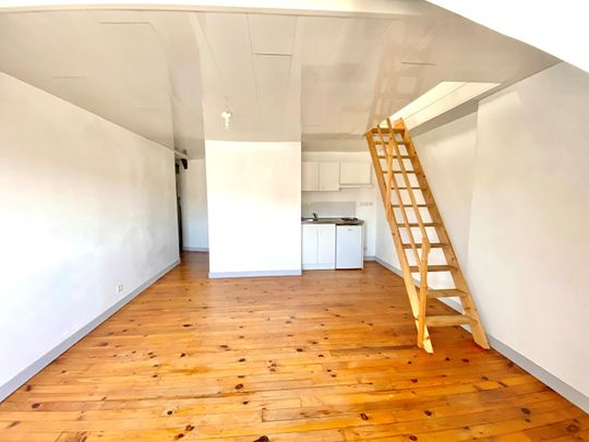 A Louer - Nantes Proce - Appartement Nantes 2 Pièces En Duplex 27.85 M2 - Photo 1