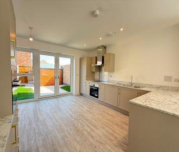 4 bedroom detached house to rent - Photo 6