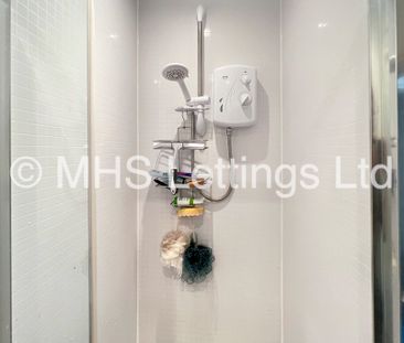 6 Bedroom Mid Terraced House for rent in Norwood Terrace - Photo 1