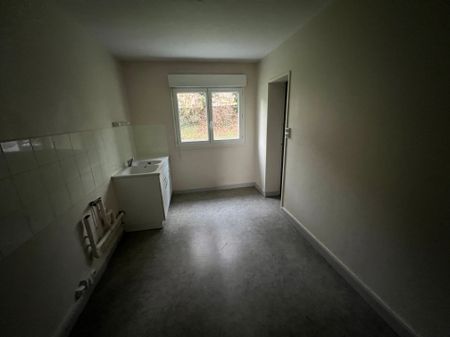 Location - Appartement T3 - 62 m² - Sochaux - Photo 4