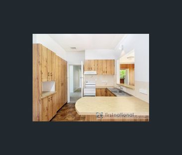 Quiet Street in East - Photo 3