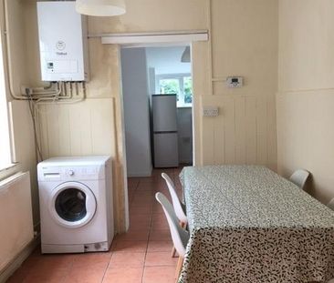 4 bedroom terraced house to rent - Photo 3