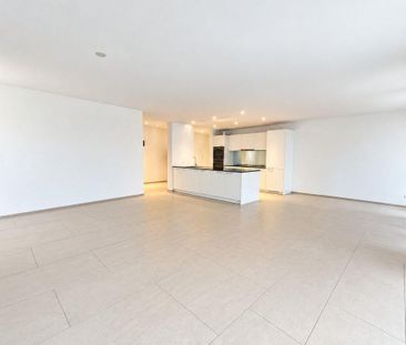 Exklusive Neubauwohnung mit grossem Sitzplatz - Photo 4
