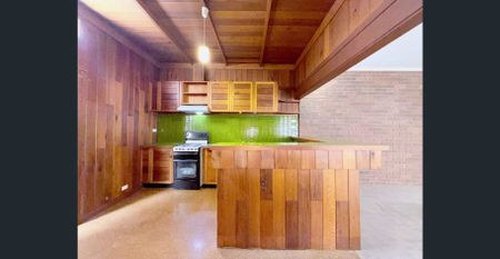 Two-Bedroom Home with Study in Prime Ascot Vale Location - Photo 2