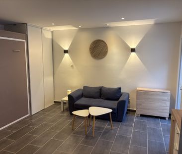 Location Appartement 1 pièce 26m² LE MUY 83490 - Photo 2