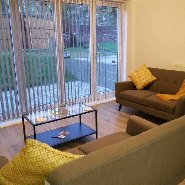 Park Terrace, Waterloo, Liverpool, L22 - Photo 1