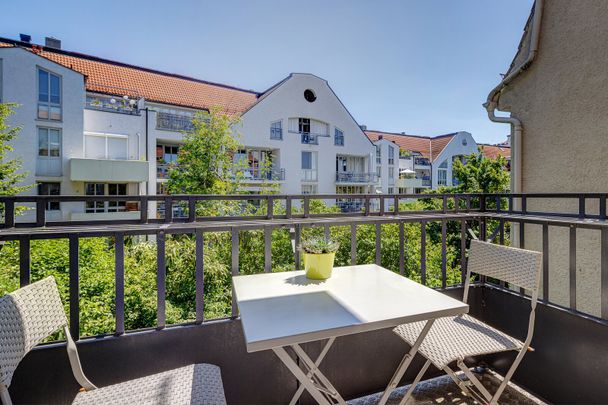 Sunny 2.5-room apartment in rear building for rent - Foto 1