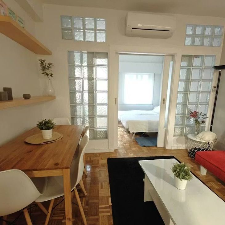 Calle de la Chinchilla, Madrid, Community of Madrid 28013 - Photo 1