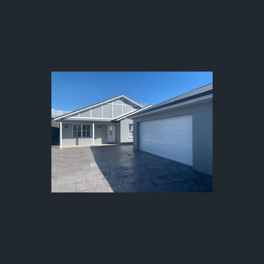 58 Darling Street, North Tamworth, NSW 2340 - Photo 1