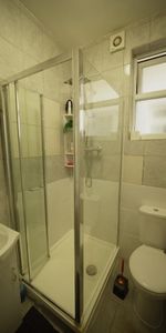 Room in a Shared House, Galpins Road, CR7 - Photo 4