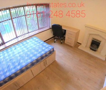5 bedroom semi-detached house to rent - Photo 2