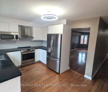 For Lease - 57 Atkins Circle, Brampton, Ontario - Photo 5